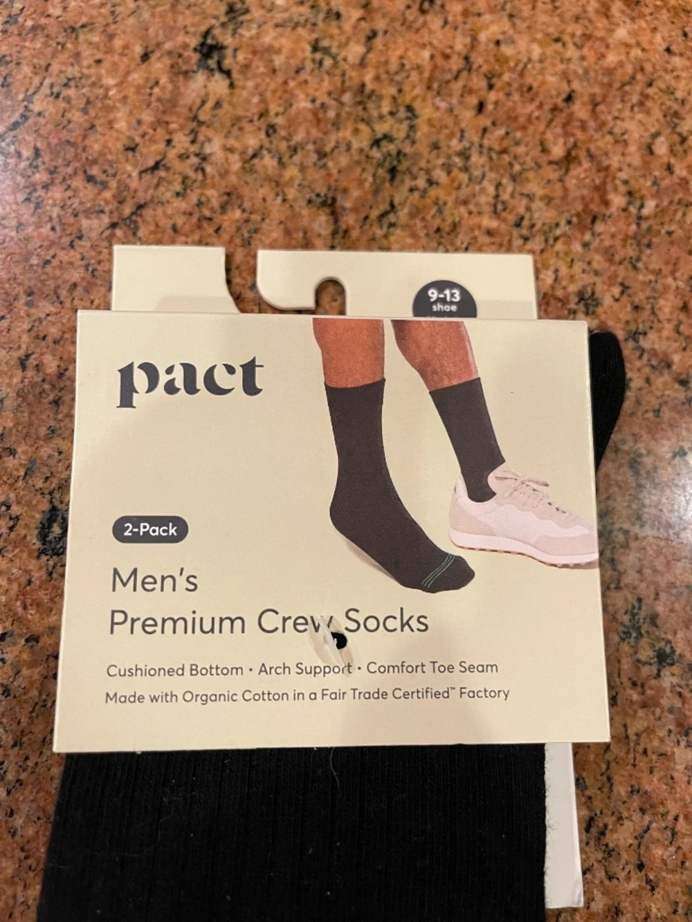 NEW! Men's Black Premium Crew Socks (2 Pack) Shoe Size: 9-13. NWT!